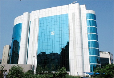 SEBI may outsource auction of 87 Sahara properties 