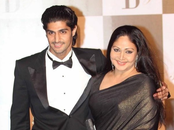 Rati Agnihotri’s son gives a tour of his stunning sea-facing apartment    
